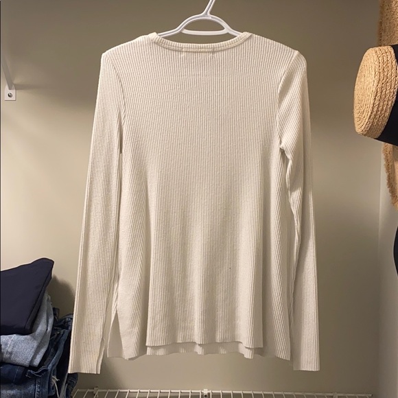 White long sleeve from Urban Outfitters - Picture 2 of 2